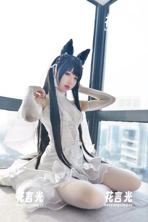 雪琪SAMA 或许我应该给雪琪SAMA加一个‘绑带旗袍’的小称号,这组作品真太妙了。