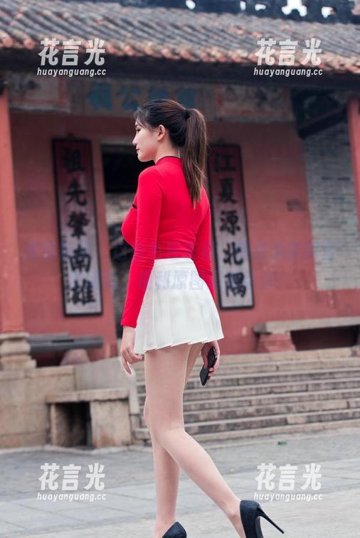 魔镜街拍-楼楼 魔镜街拍 - 这白色连衣裙,楼楼穿的简直没话说,福利原图通通给你!
