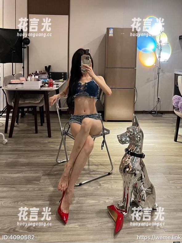 黎允熙baby 微密圈 - 高清呈现:黎允熙baby的节日视角,资源好丰富